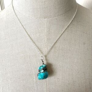 Blue wire wrapped pendant necklace